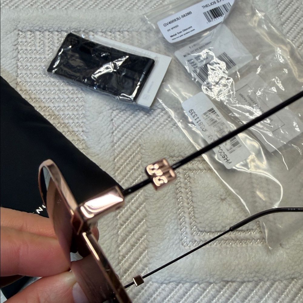 GIVENCHY - GV Speed 58mm Butterfly Sunglasses - Picture 3 of 13